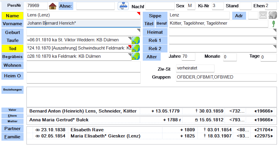 Personenformular mit Notiz-Dreiecken an mehreren Feldern: graue Dreiecke ohne Notiz, rotes Dreieck bei vorhandener Notiz